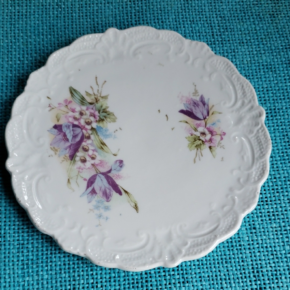 Floral Decorative Plate 6in Vintage